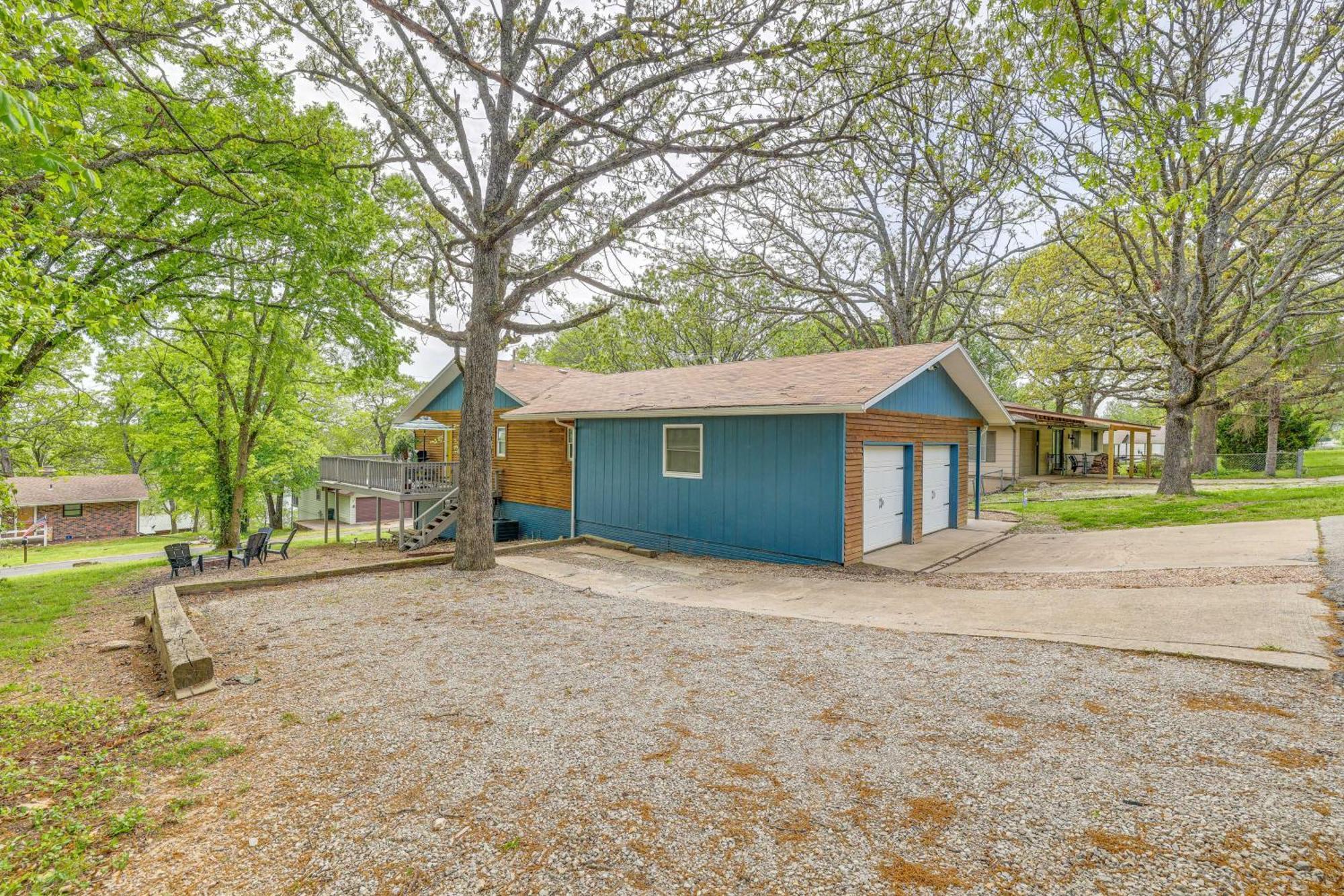 Shell Knob Home With Deck And Table Rock Lake View Eksteriør billede